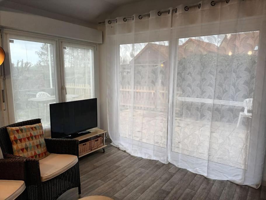 Captain'S Quarters - Maison En Bord De Plage Saint-Come-de-Fresne Exterior photo